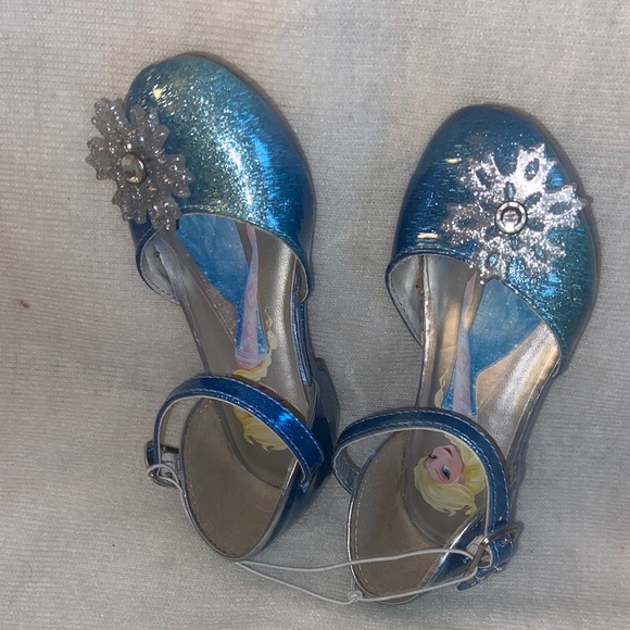 Elsa Blue Glitter Kids Dress Shoes - Picture 8 of 8